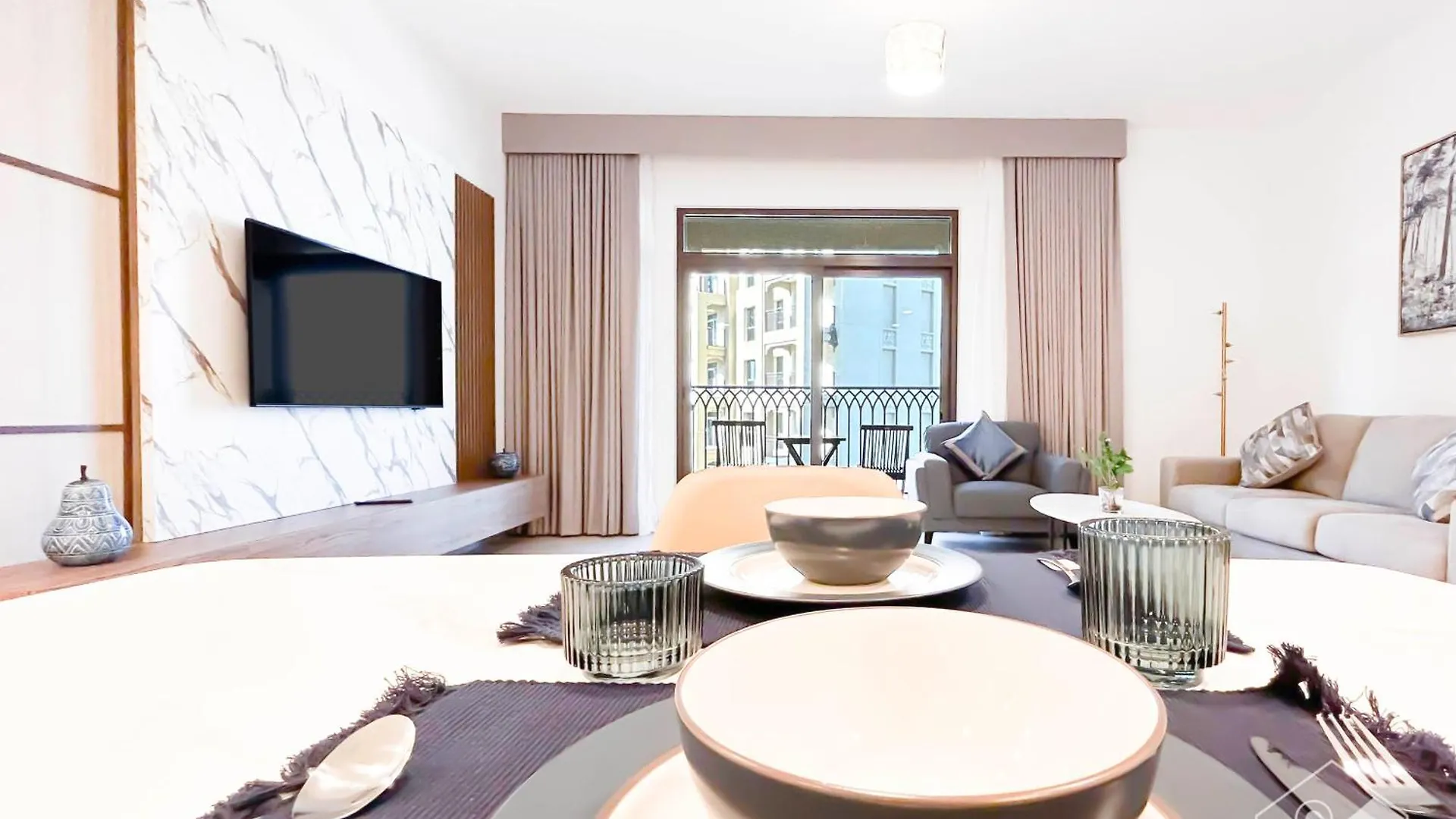 Exclusive One-Bedroom Apartment In Asyel 3 ドバイ