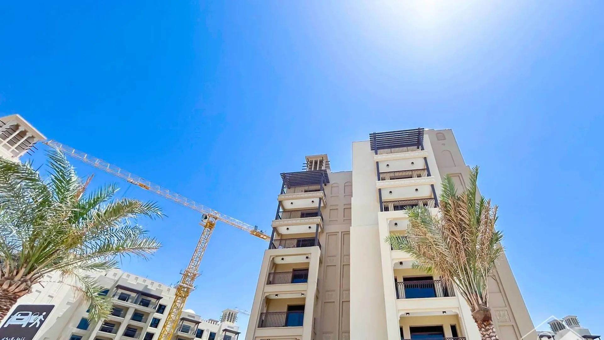 Exclusive One-Bedroom Apartment In Asyel 3 ドバイ