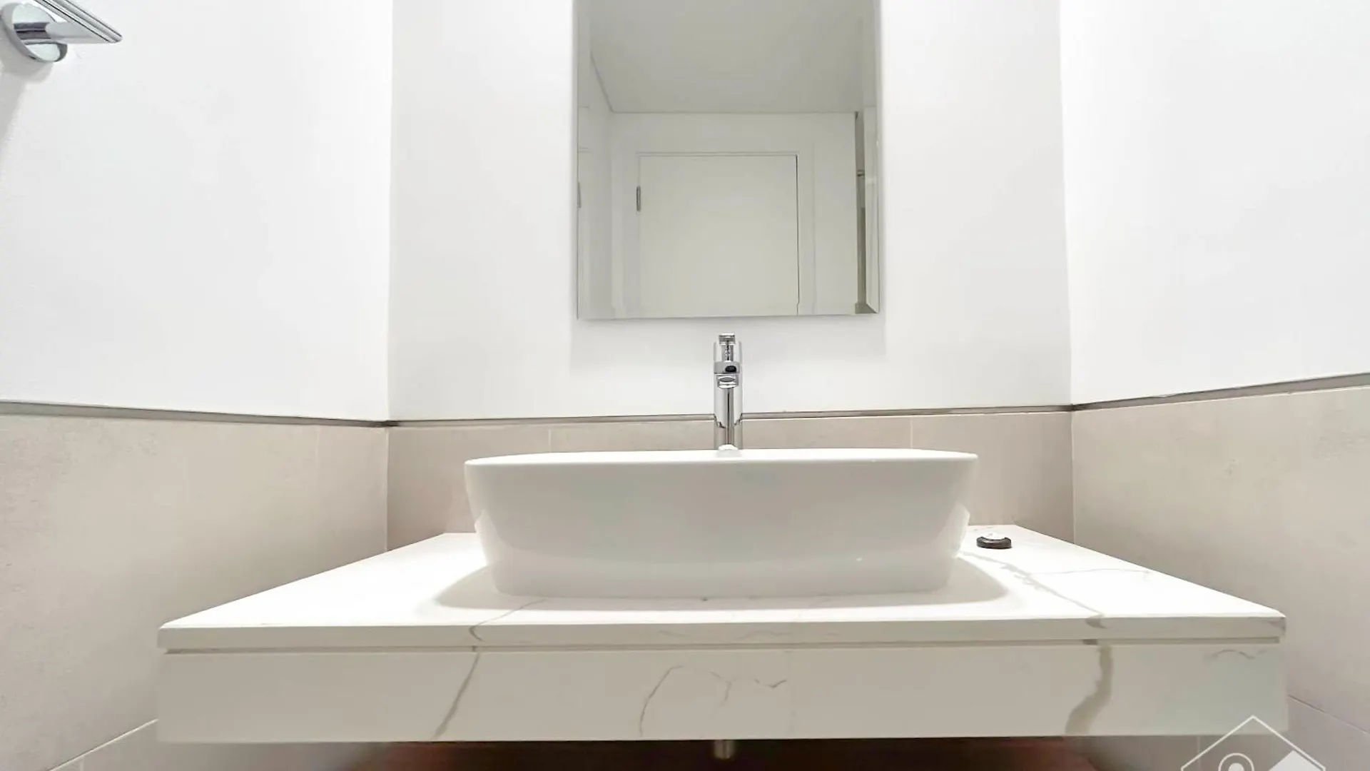 Exclusive One-Bedroom Apartment In Asyel 3 Dubai