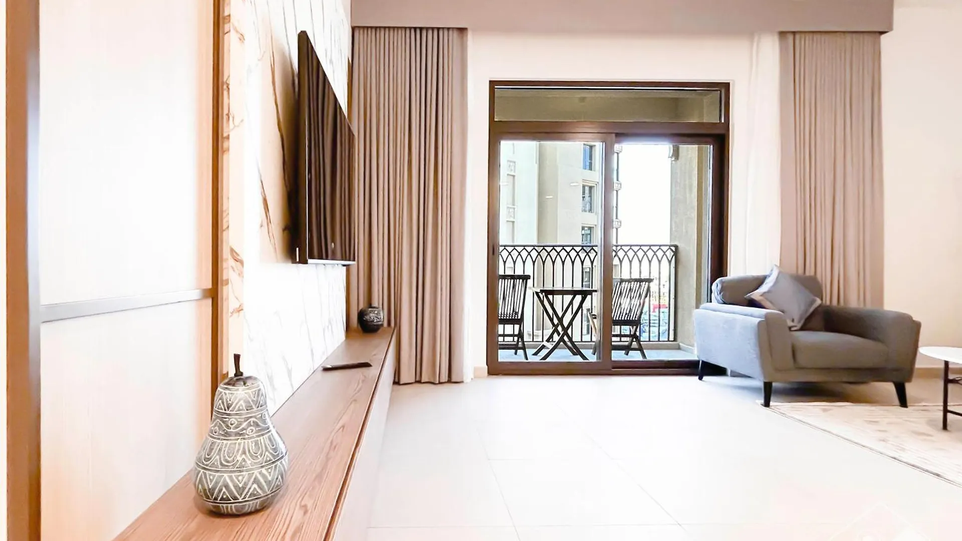 Exclusive One-Bedroom Apartment In Asyel 3 Dubai Emirati Arabi Uniti